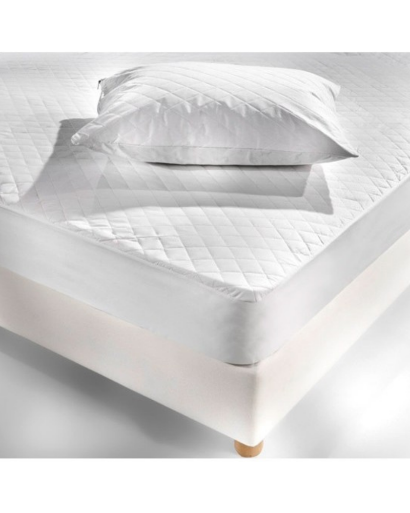 Luxurious protective mattress cover